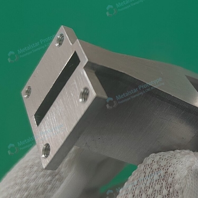 نمونه اولیه آسیاب سریع آلومینیوم 6061-T6 CNC که برای تجهیزات صنعتی استفاده می شود
