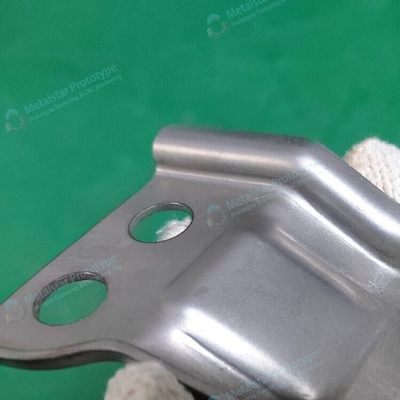 2.0mm SPFH590 قسمت فلز ورق برای نمونه سازی سریع استفاده شده برای وسیله نقلیه